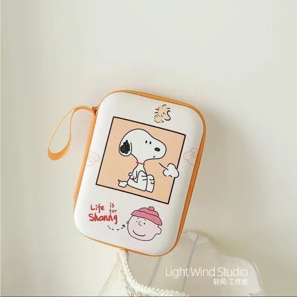 Snoopy Themed White and Orange Wallet